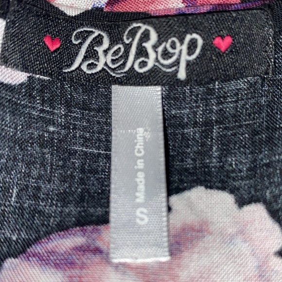 Bebop Black Pink Floral Wide Sleeve V-neck Dress NWOT - Picture 9 of 11